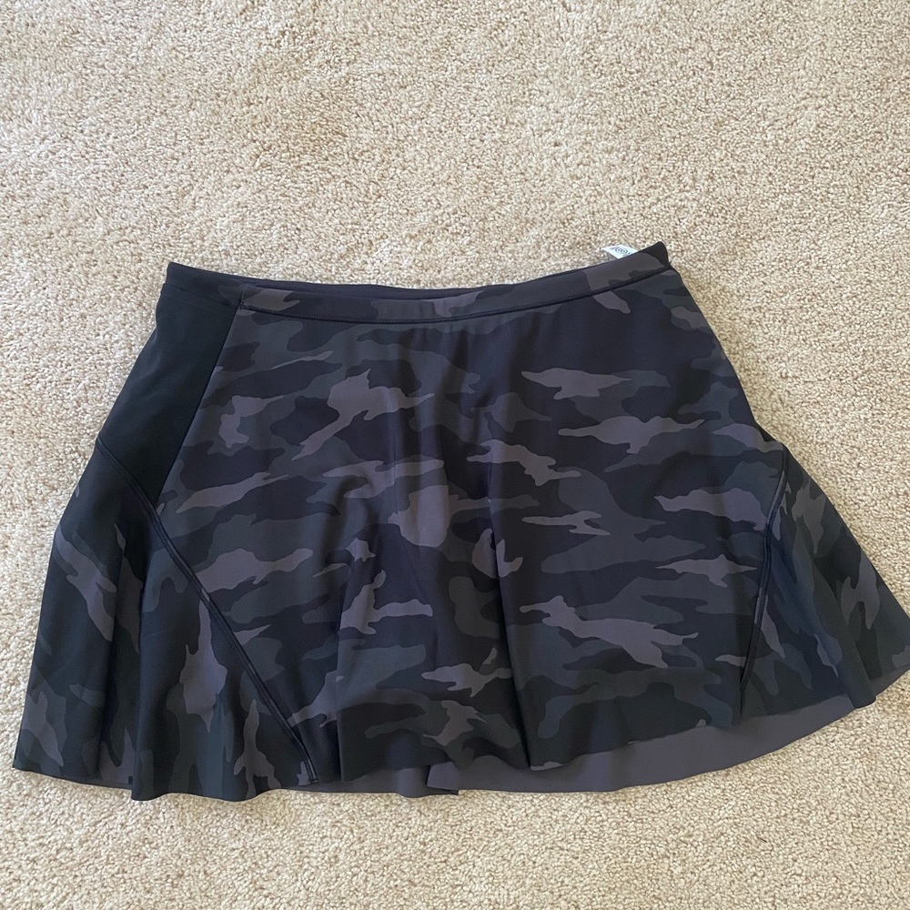 NWT Athleta tennis skirt!
